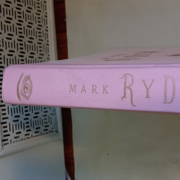 Books - 📚 Mark Ryden Pinxit 15" × 11" Taschen coffee table 360 page exhibit - Picture 9 of 15